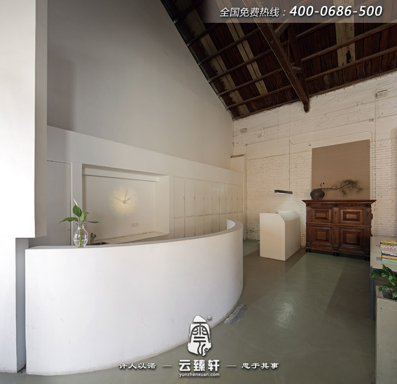 辦公室前臺(tái)大廳的設(shè)計(jì)簡約復(fù)古